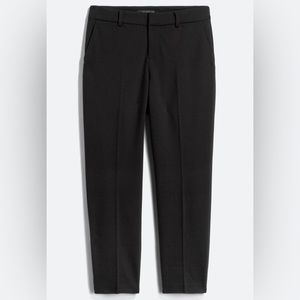 Liverpool Straight Leg Pant in Black